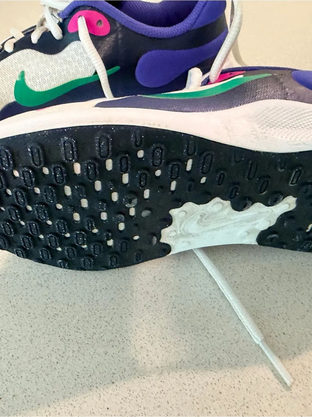 Nike Kids' White & Green Lightweight Running Shoes
